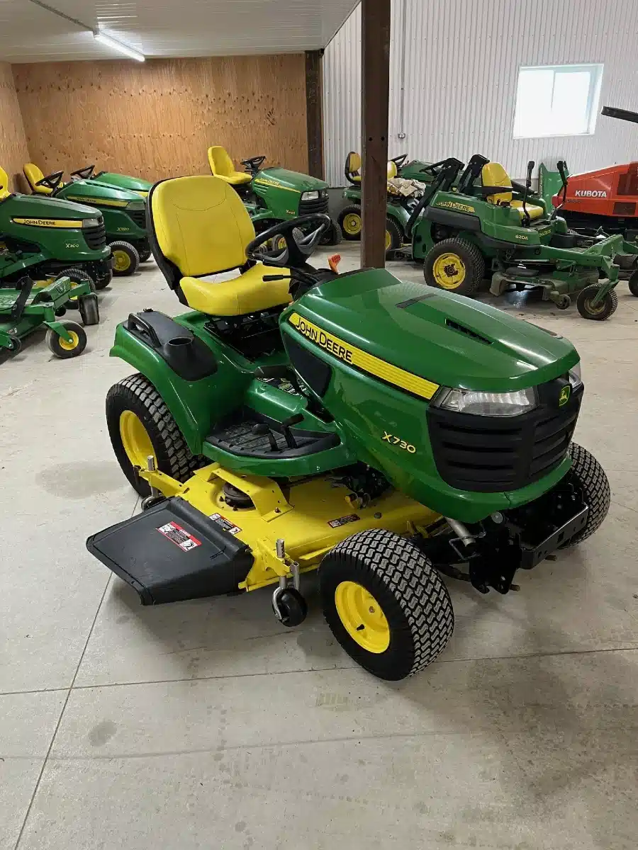 Gallery image 1 for Used 2014 John Deere X730 Lawn Tractor