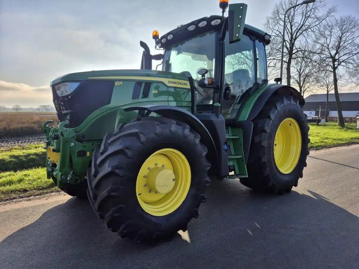Gallery image 2 for 2023 John Deere 6r165 Tractor