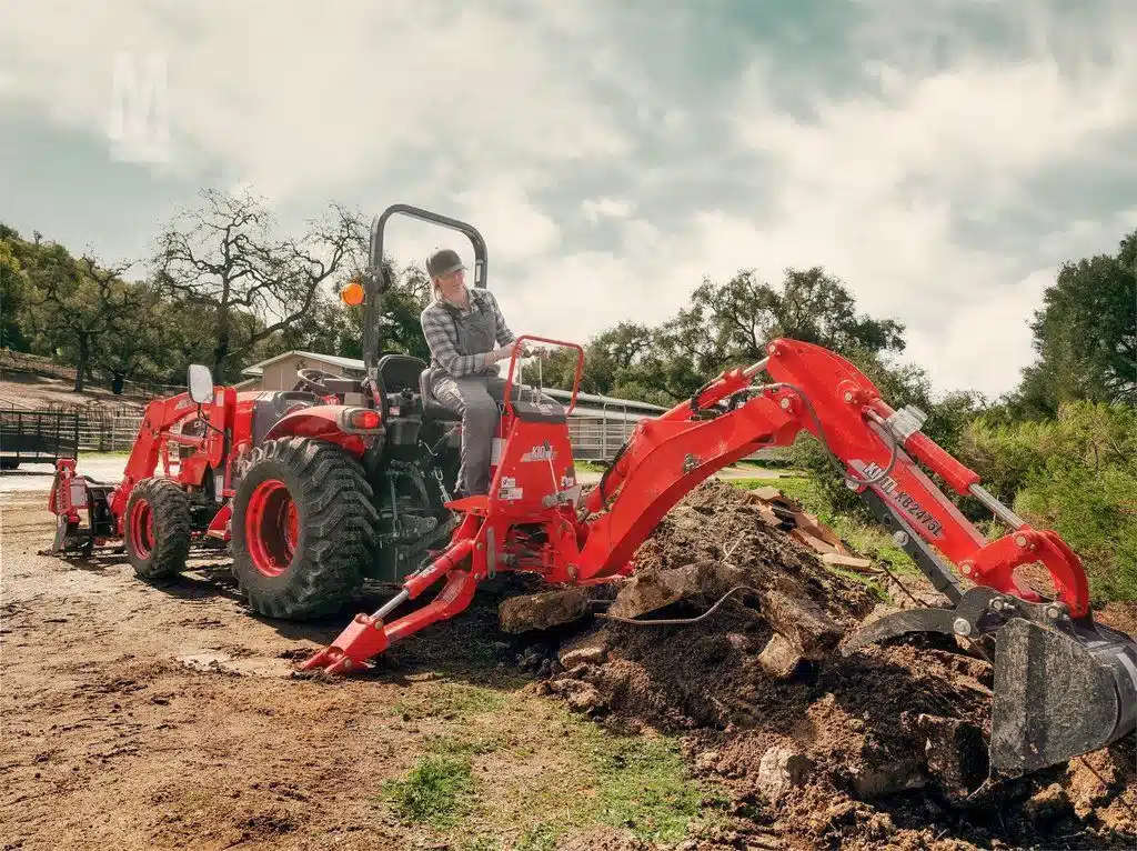 Gallery image 2 for New 2023 Kioti CK2620 HST Tractor