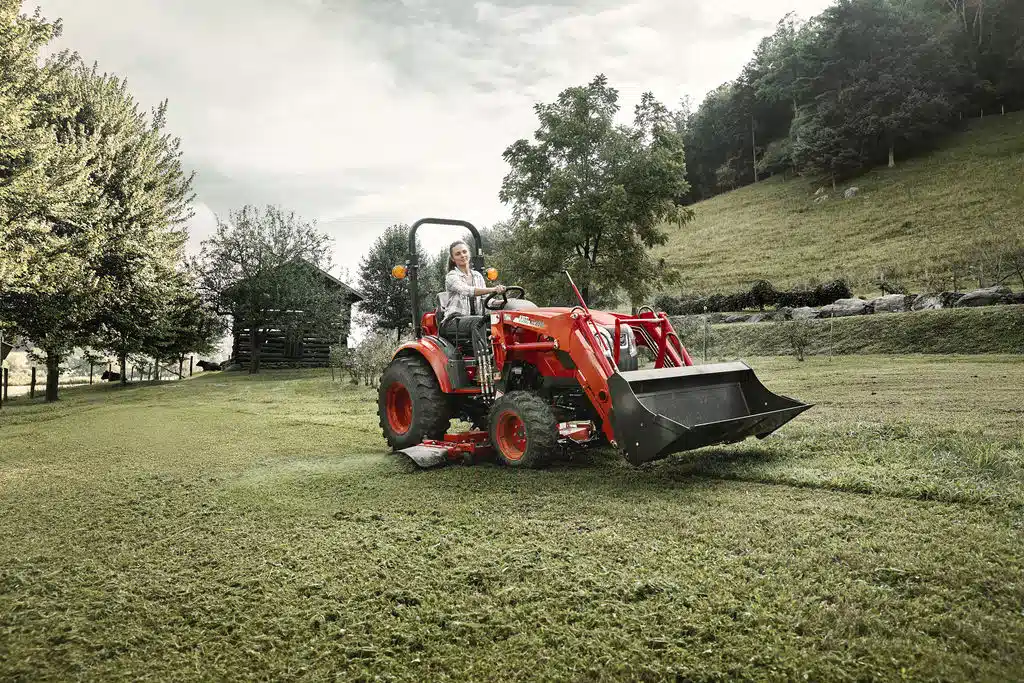 Gallery image 2 for New 2024 Kioti CX2510 Tractor