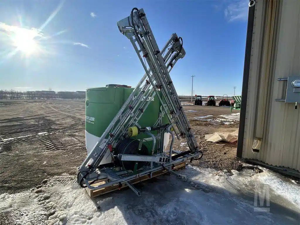 Gallery image 2 for New 2024 Hustler Equipment APPLIC8R LX1150 Sprayer - Self Propelled
