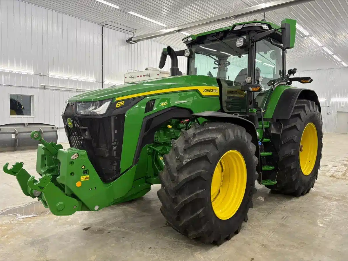 Gallery image 2 for 2025 John Deere 410 EVT - Signature Edition Tractor