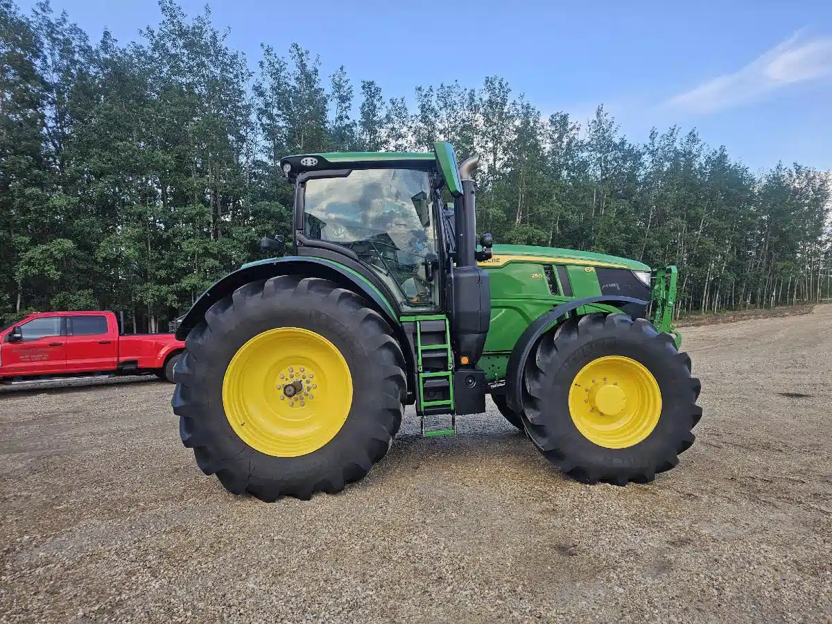 Gallery image 2 for 2026 John Deere 6R 250 Tractor