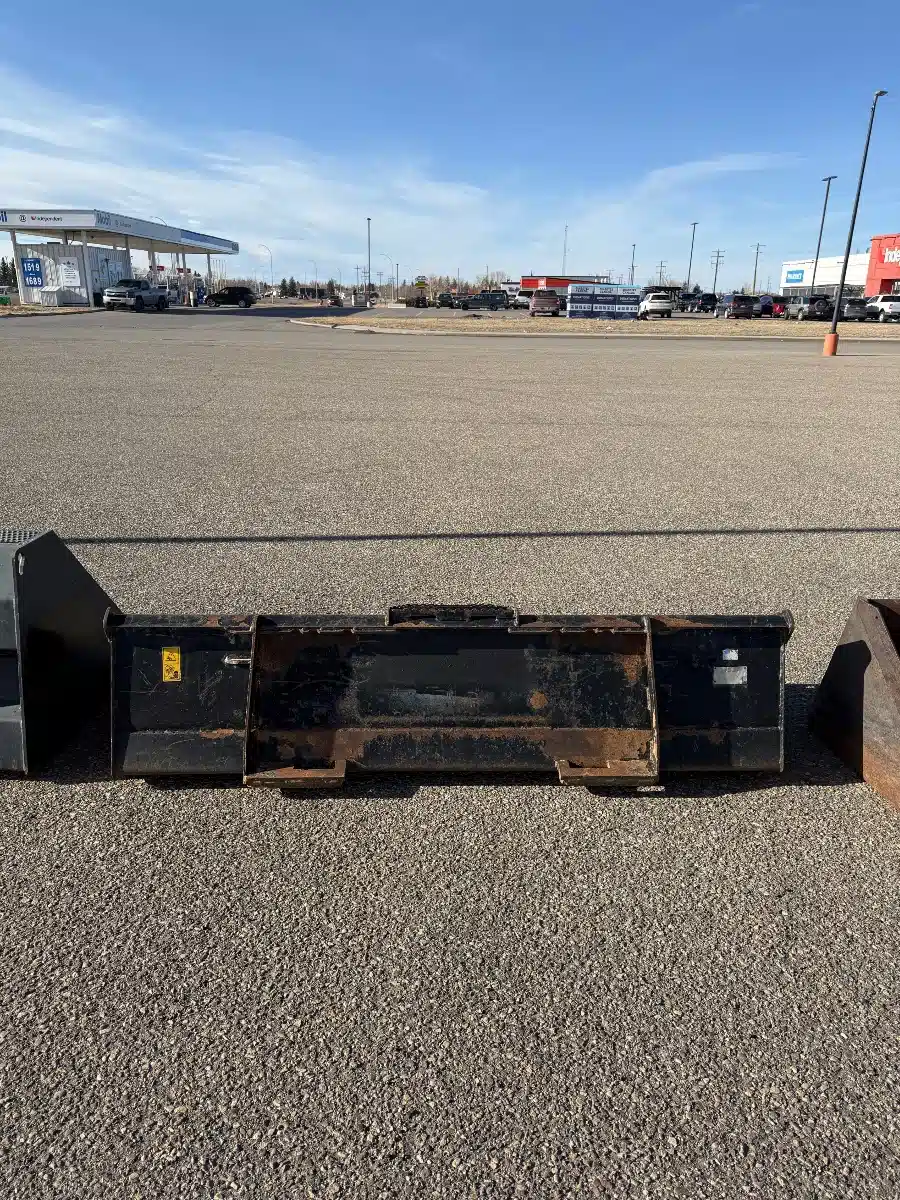 Gallery image 2 for Used Bradco 78" Attachment