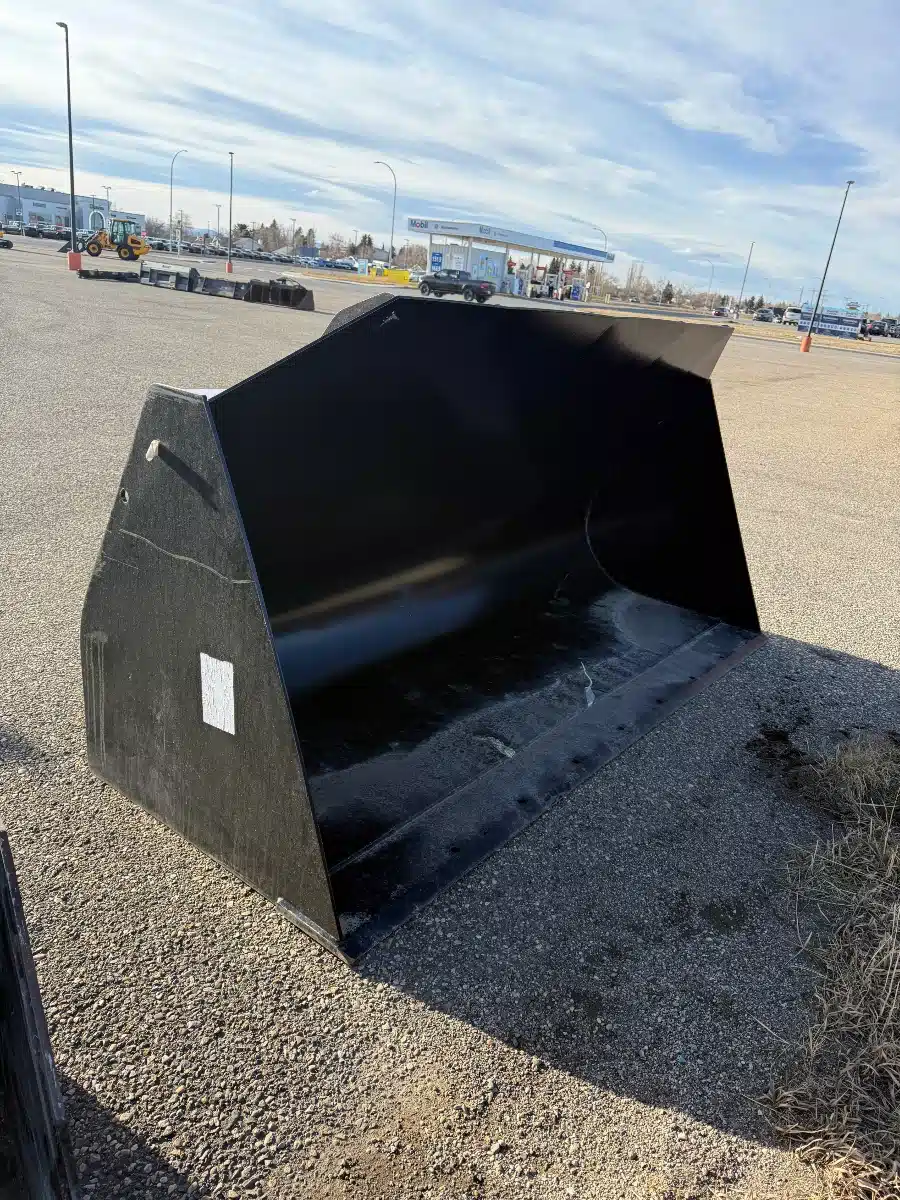 Gallery image 2 for New JCB 95" Bucket