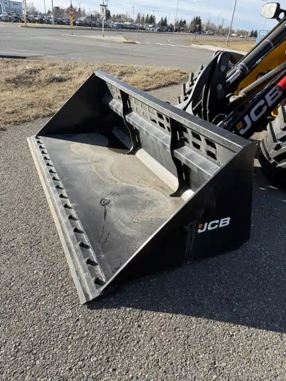 Gallery image 1 for New 2024 JCB 96 INCH Bucket
