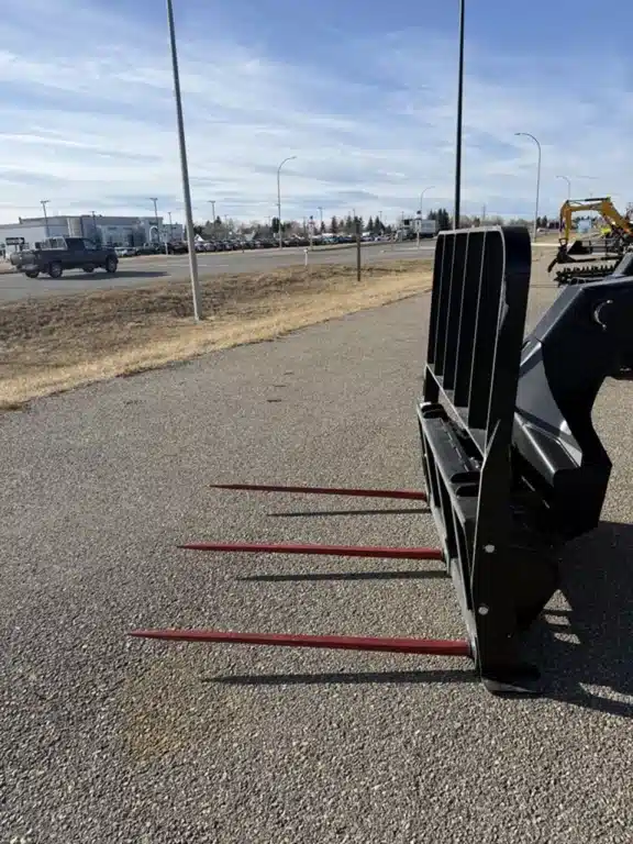 Gallery image 1 for New 2024 HLA Bale Fork Bale Spear