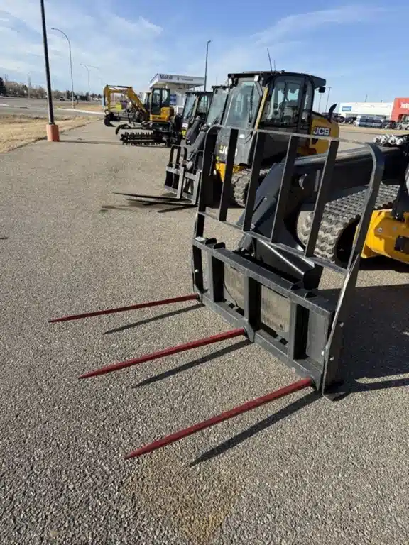 Gallery image 2 for New 2024 HLA Bale Fork Bale Spear