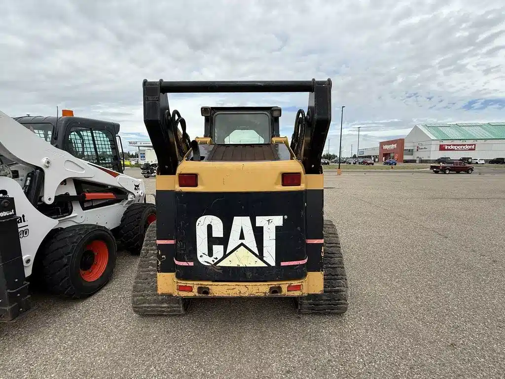 Gallery image 2 for 2004 287B Track Loader