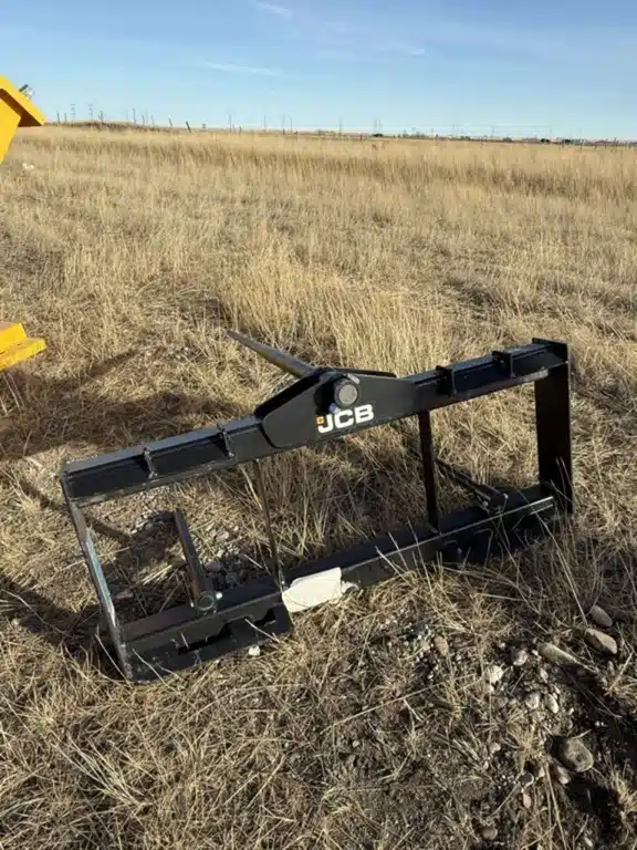 Gallery image 2 for New 2024 JCB BALE SPIKE Bale Spear