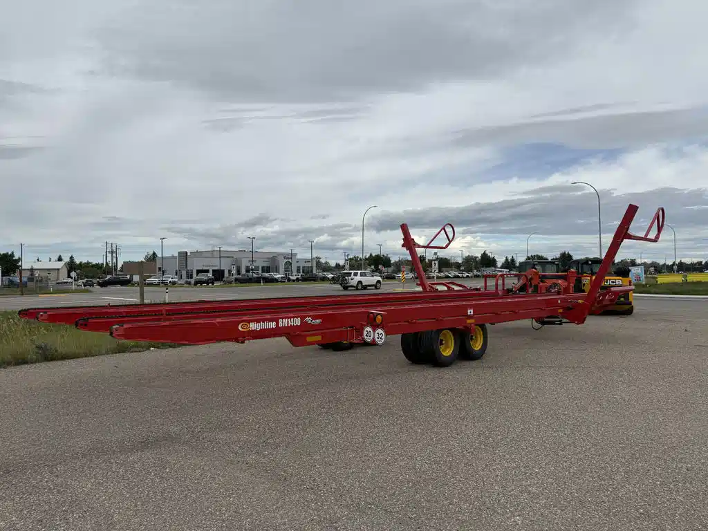 Gallery image 2 for New 2025 Highline BM1400 Bale Mover