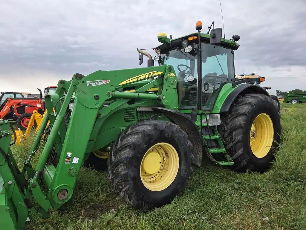 Gallery image 2 for Used 2011 John Deere 7930 Tractor