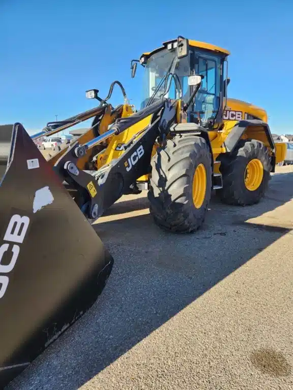 Gallery image 1 for New JCB 437 Wheel Loader