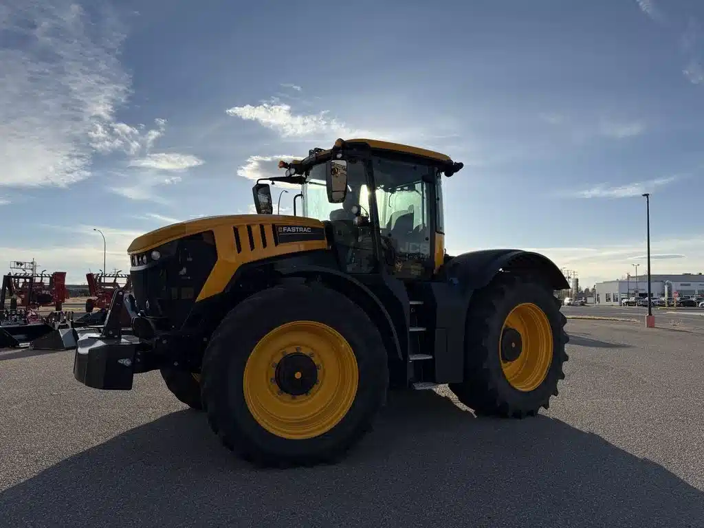 Used 2022 JCB Agricultural Tractors 8000 Series Tractor