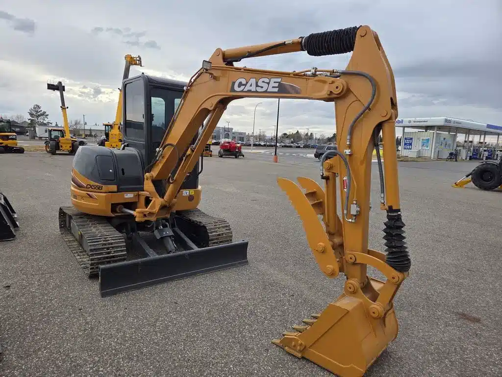 Gallery image 1 for Used Case IH CX55B Excavator