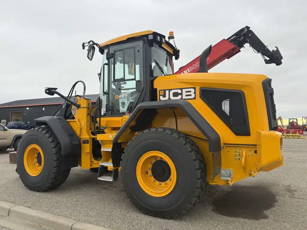 New 2025 JCB Agriculture Wheel Loaders 427 AGRI Wheel Loader