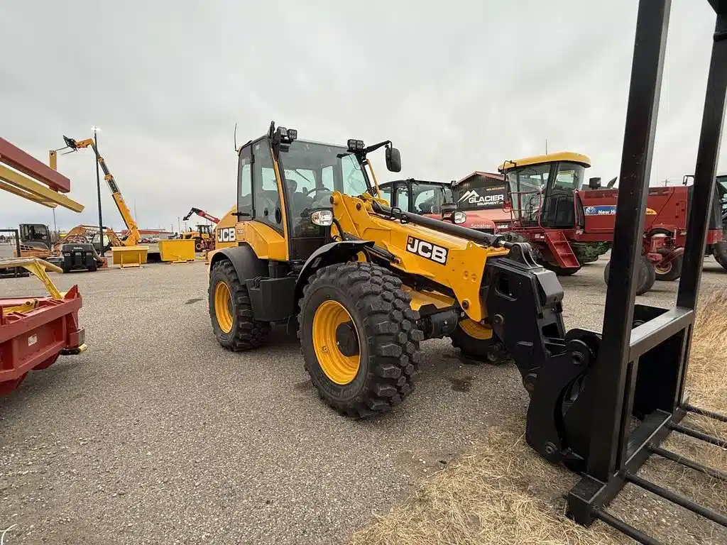 Gallery image 2 for 2025 JCB Agriculture Telescopic Wheel Loader TM320 Agri Wheel Loader