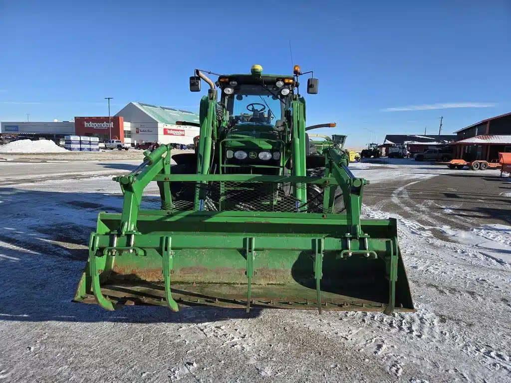 Gallery image 2 for 2011 John Deere 7930 Tractor
