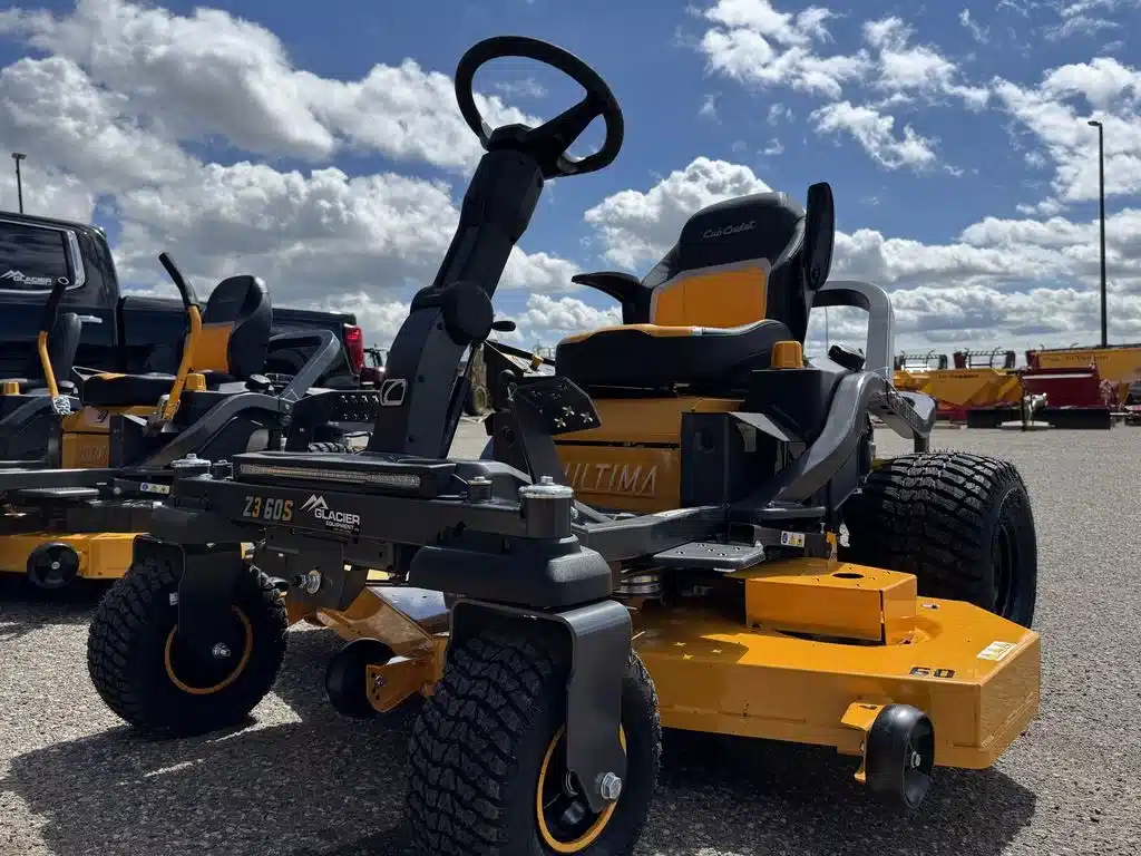 Photo de la Galerie 1 pour 2026 Cub Cadet Z3 60S Tondeuse à rayon de braquage zéro