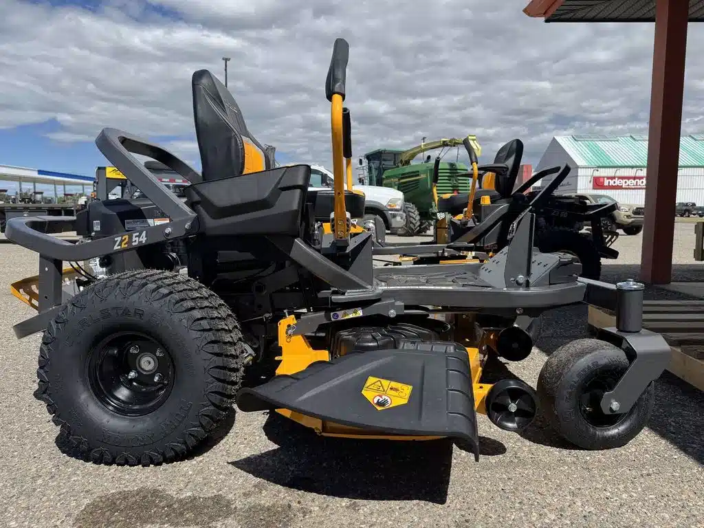 Gallery image 2 for 2026 Cub Cadet Z2 54 Mower - Zero Turn