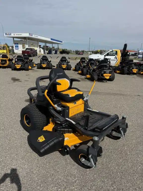 Photo de la Galerie 2 pour 2026 Cub Cadet Z3 54 VTT