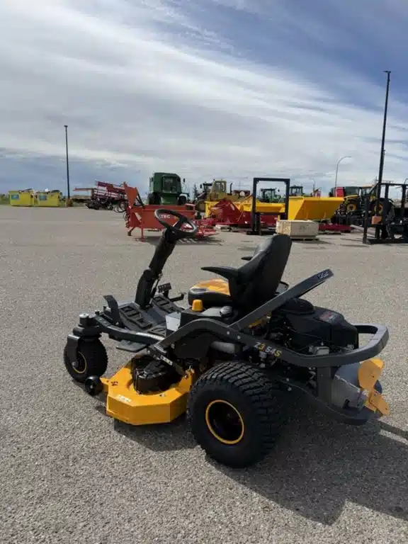 Photo de la Galerie 2 pour 2026 Cub Cadet Z3 54S VTT