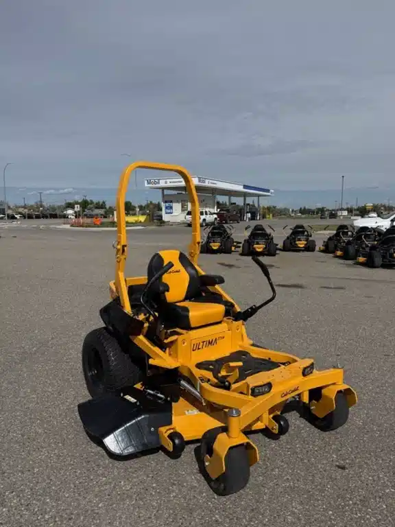 Photo de la Galerie 2 pour 2026 Cub Cadet ZTX4 54 Tondeuse à rayon de braquage zéro