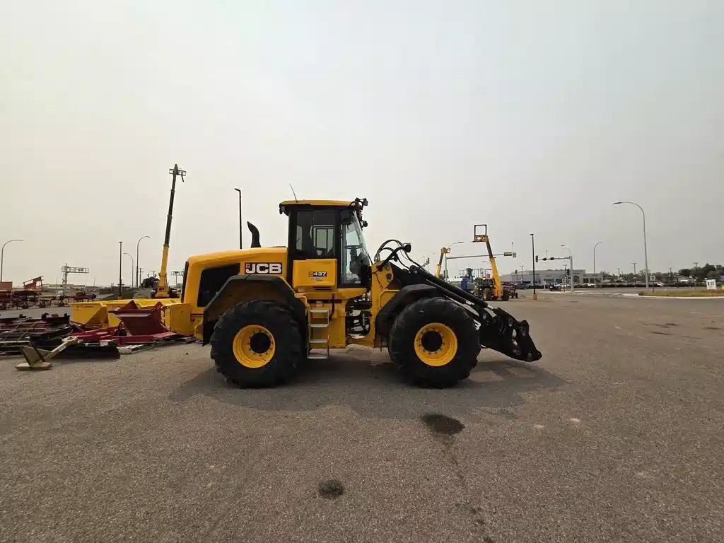 Gallery image 1 for 2023 JCB 437 Wheel Loader