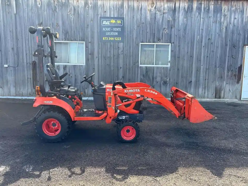 Gallery image 1 for Used 2020 Kubota BX2680 Tractor