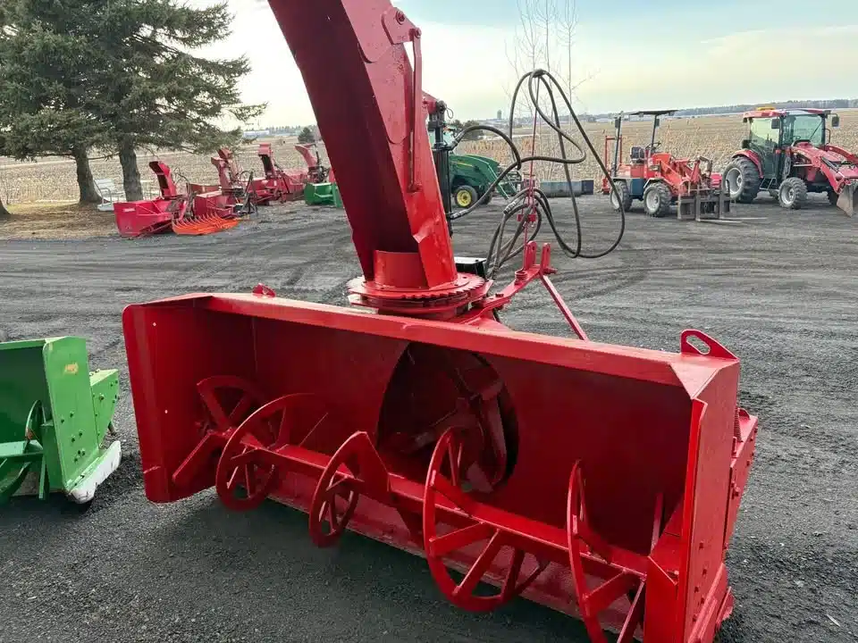 Gallery image 1 for Used Normand 86 POUCES Snow Blower