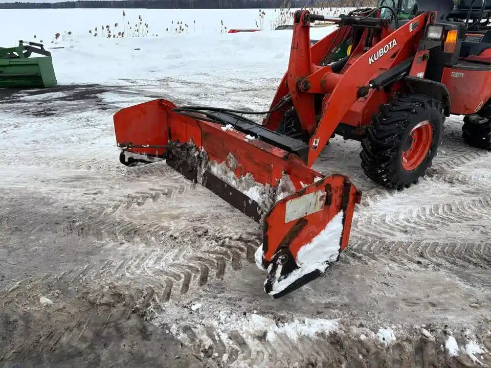 Gallery image 1 for Used Pro-Fusion 5.5 x 9.5 Snow Blade