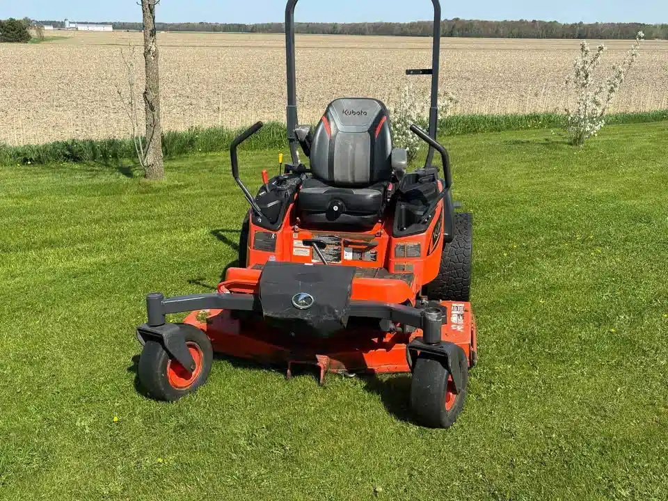 Gallery image 2 for 2020 Kubota ZD1211R-60R Mower - Zero Turn