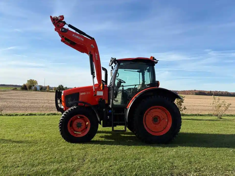 Gallery image 1 for Used 2019 Kubota M6-111 Tractor