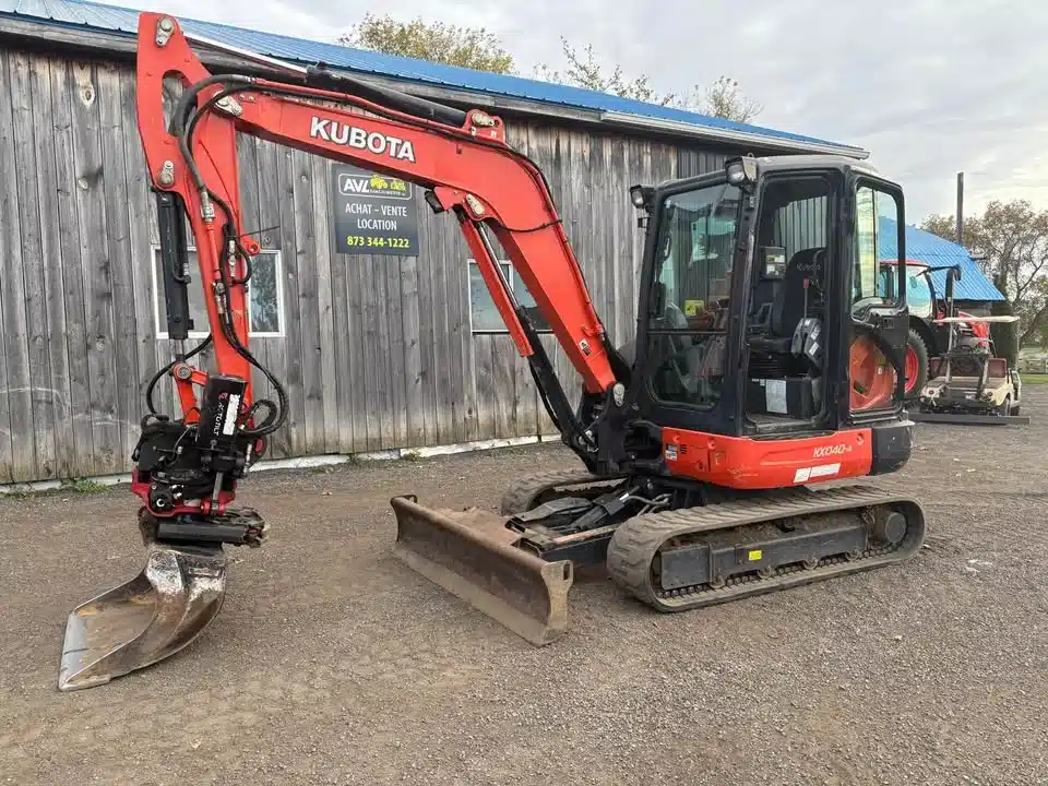 Gallery image 1 for Used 2019 Kubota KX040-4 Excavator