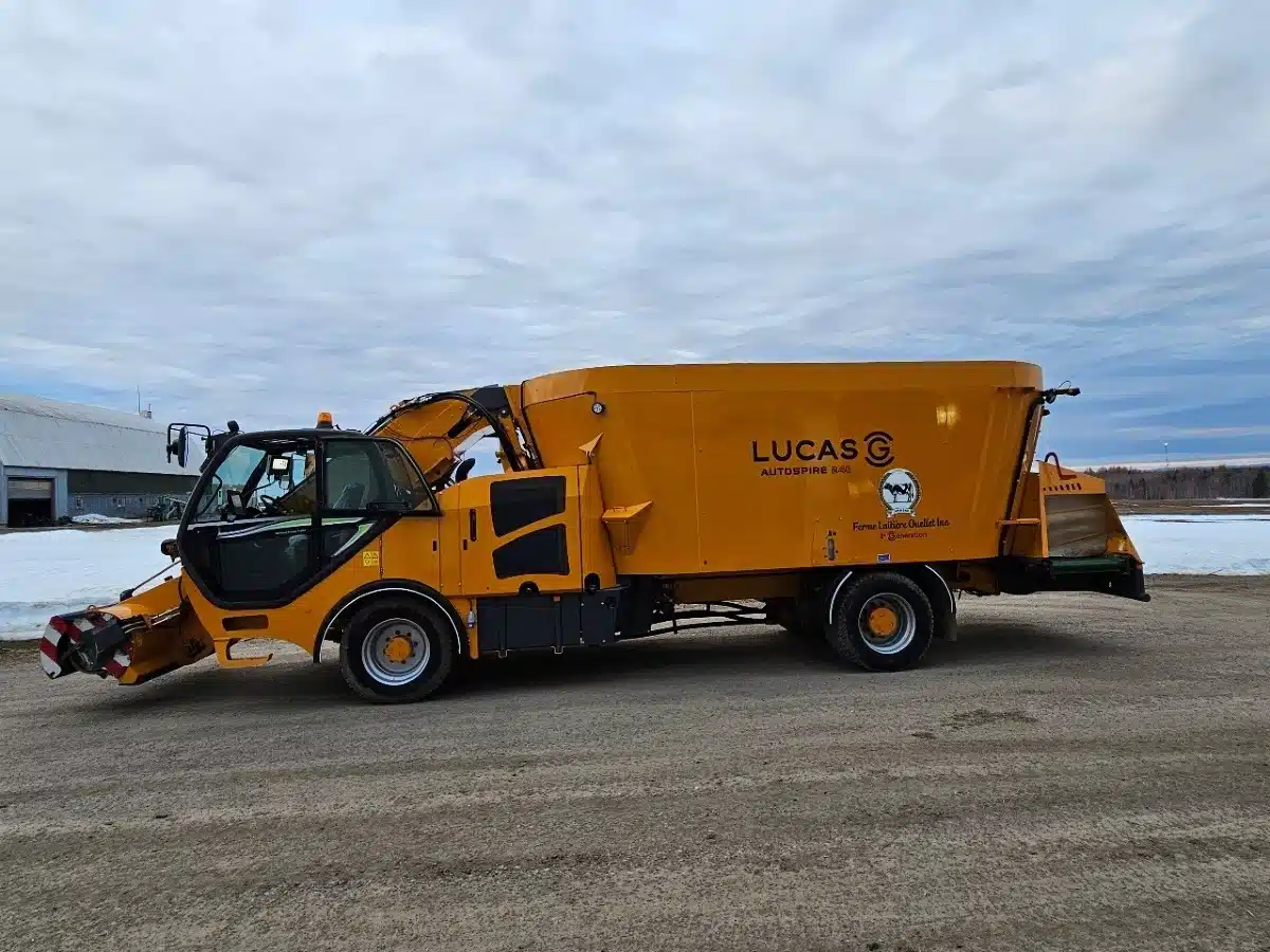 Gallery image 2 for Used 2024 Lucas G Autospire 240 TMR Mixer