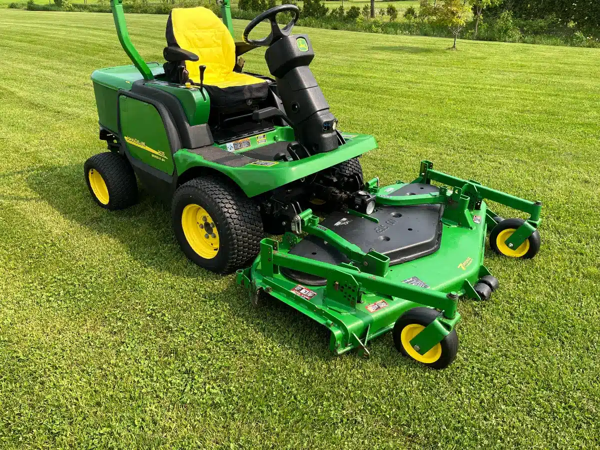 Gallery image 1 for Used 2012 John Deere 1435 Series II Mower - Front Deck