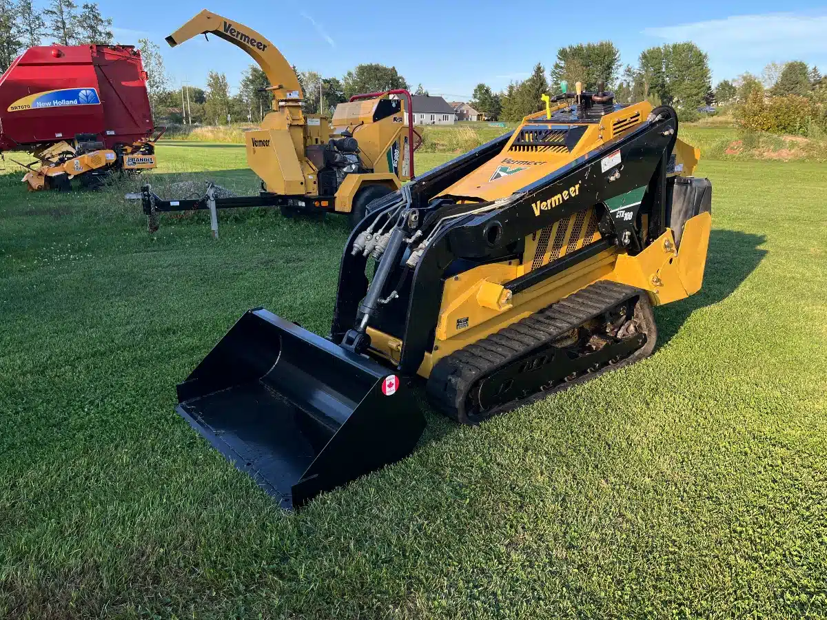 Gallery image 2 for Used 2017 Vermeer CTX100 Skid Steer