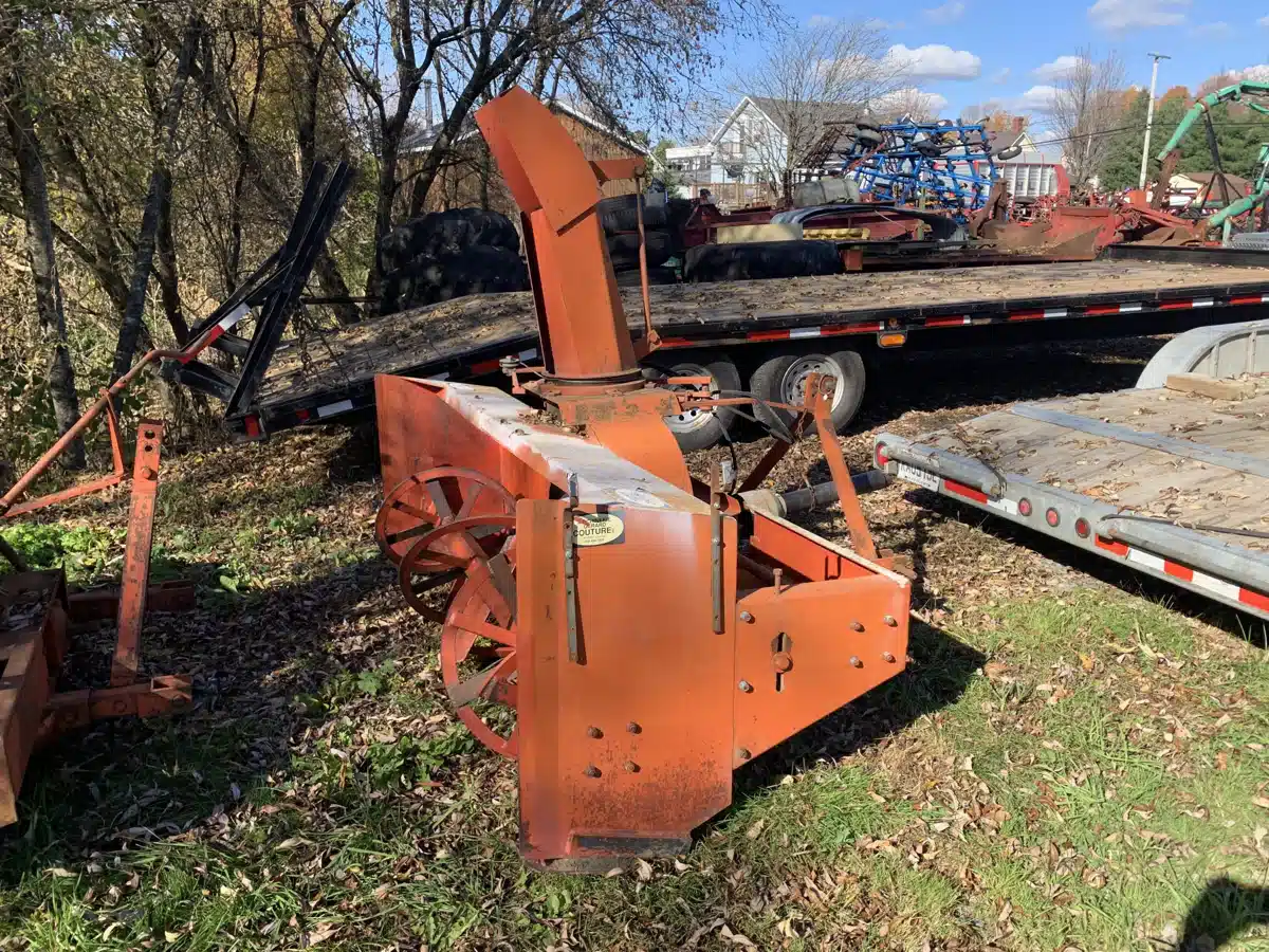 Couture 92 POUCES Snow Blower