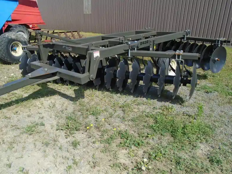 VERMEER Manufacturing 2432 Rotary Harrow
