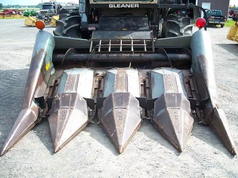 Gleaner 4 rangs F2/F3 Header - Row Crop