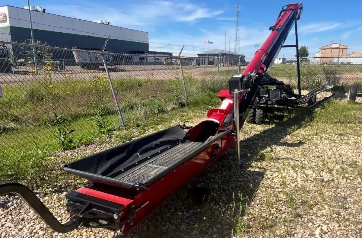 New Universal 1537 Belt Conveyor