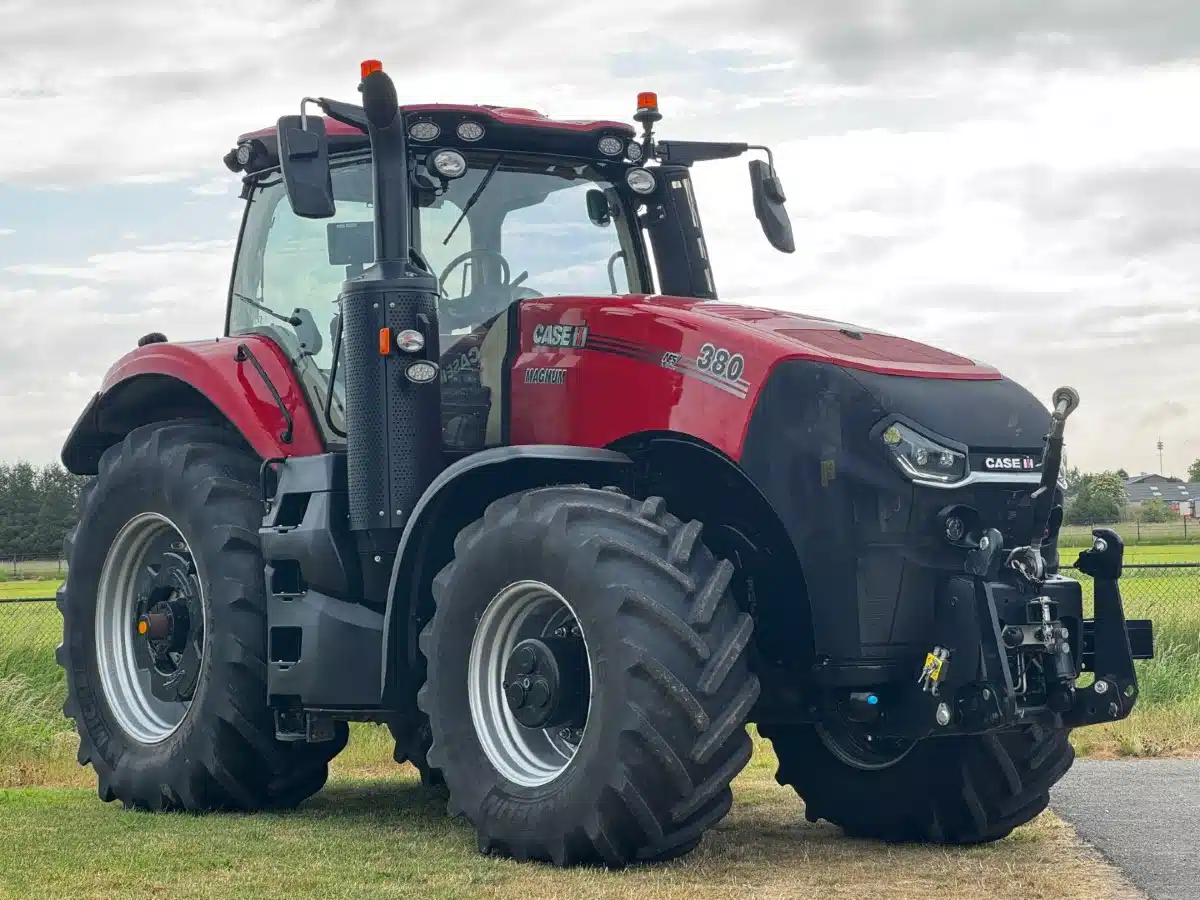 Used 2021 Case IH MAGNUM 380 CVT Tractor
