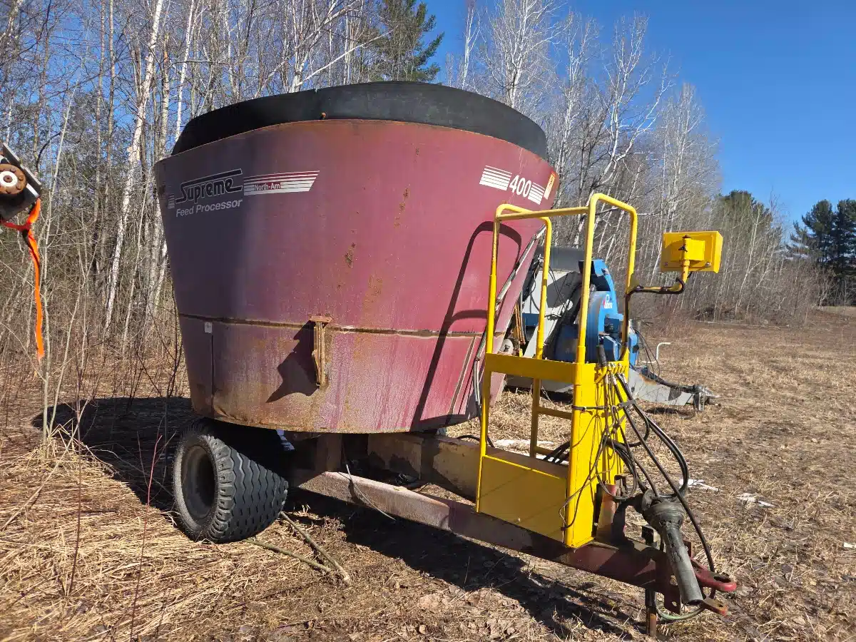 Gallery image 2 for Supreme 400 TMR Mixer