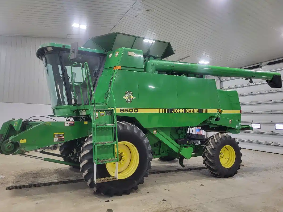 Used 1997 John Deere 9500 Combine