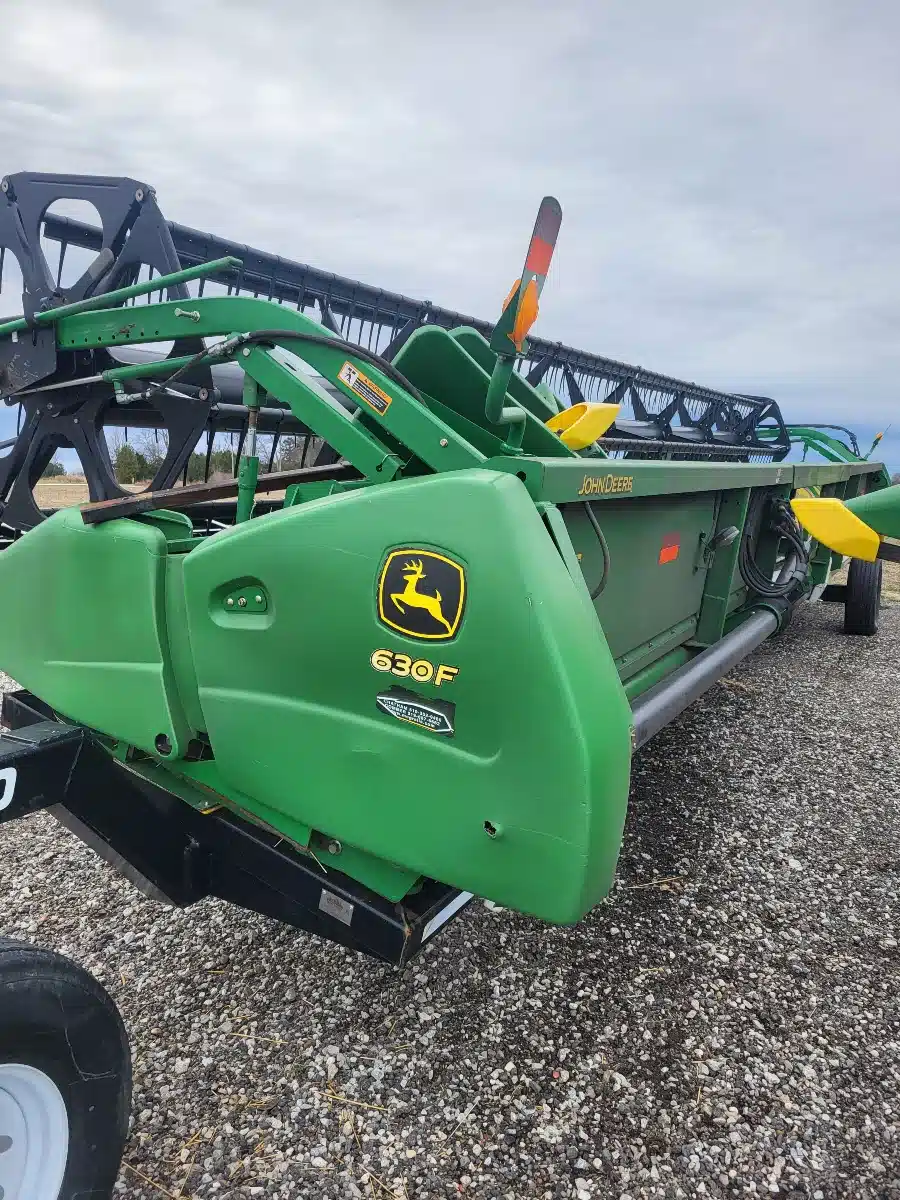 Used 2012 John Deere 630F Header - Flex