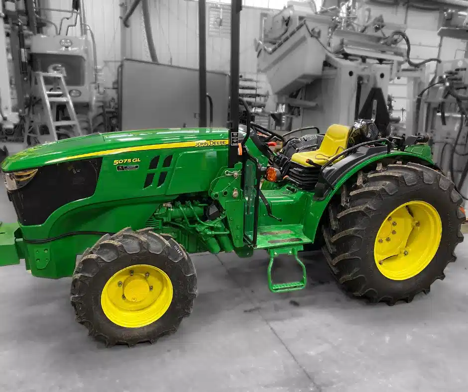 Gallery image 1 for 2022 John Deere 5075GL Tractor