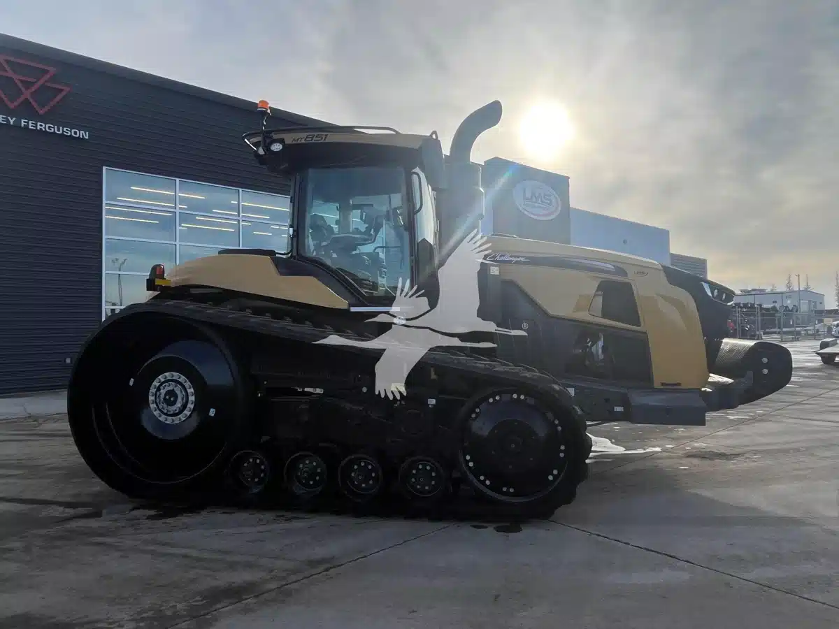 Photo de la Galerie 1 pour 2024 Challenger MT835B Tracteur