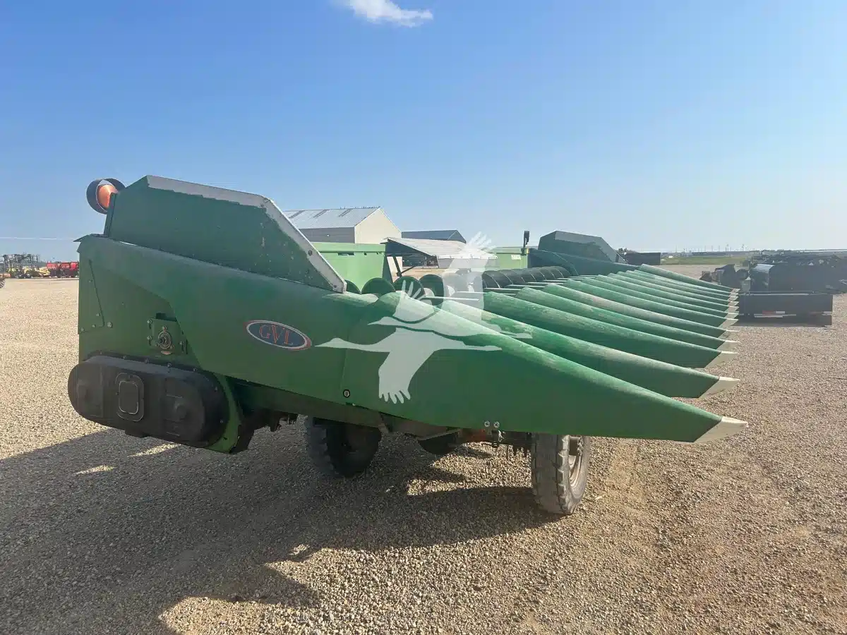 1990 GVL 9071222 Header - Row Crop