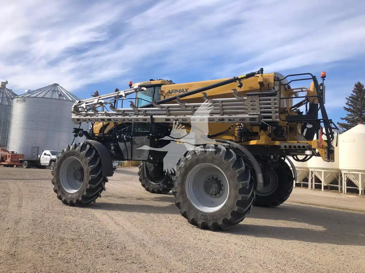 Gallery image 1 for 2020 RoGator RG1300C Sprayer - Self Propelled