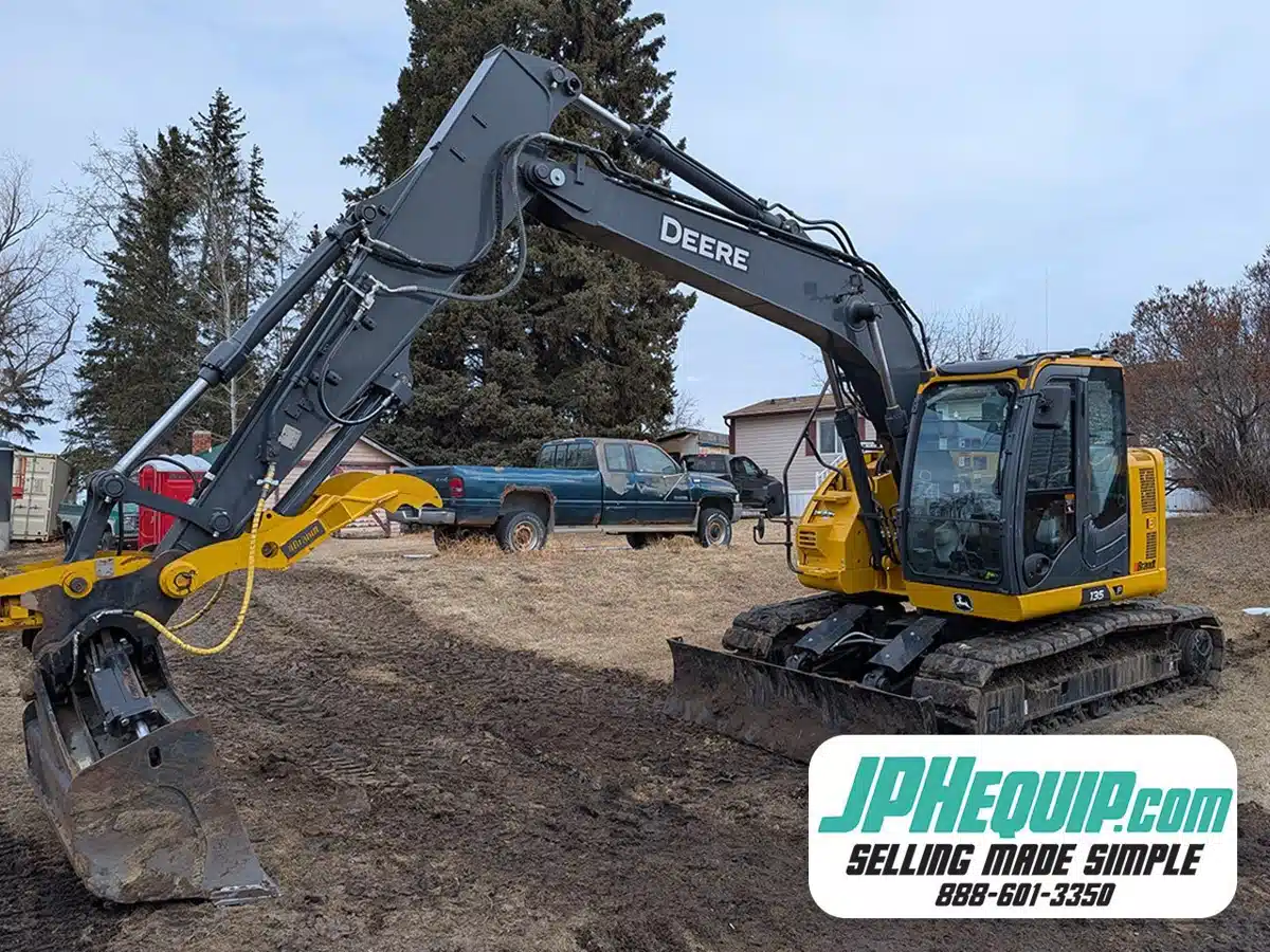 Gallery image 1 for 2025 John Deere 120 Series Front End Loader
